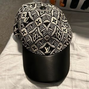 Louis Vuitton 1854 hat